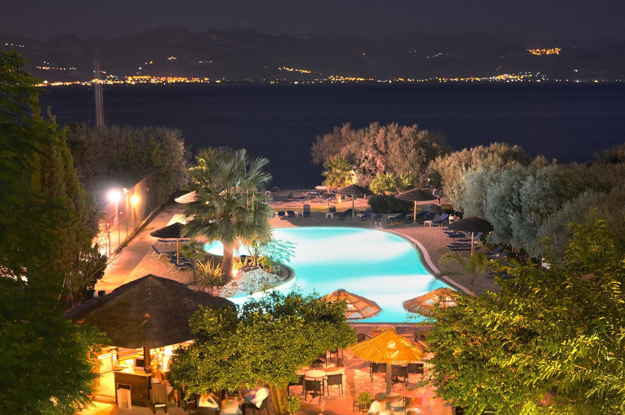 Florida Blue Bay Resort & Spa Psathópirgos Dış mekan fotoğraf